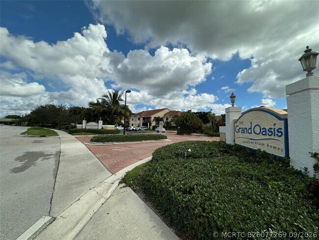 Building Photo - 5741 Riverside Dr