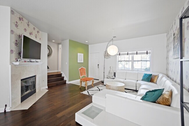 Living room - 9960 Scripps Vista Way