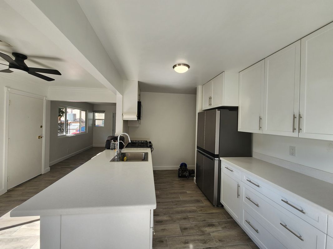 Building Photo - 2910 Lincoln Park Ave