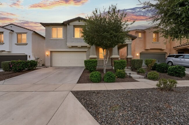 Primary Photo - Charming Marley Park Home with Gorgeous Cu...