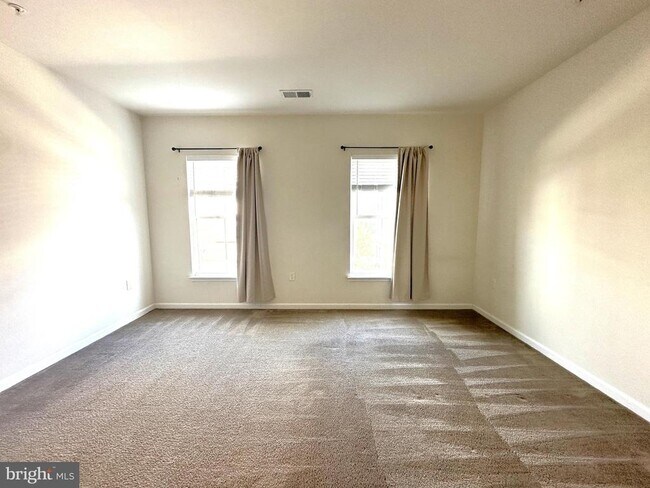 Building Photo - 10717 Viognier Terrace
