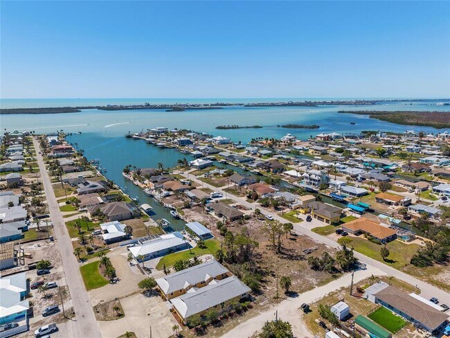 Building Photo - 1986 Mississippi Ave