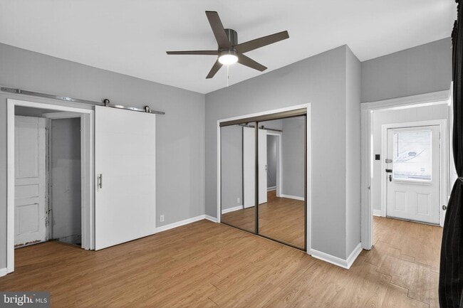 Building Photo - 4332 Mitchell St