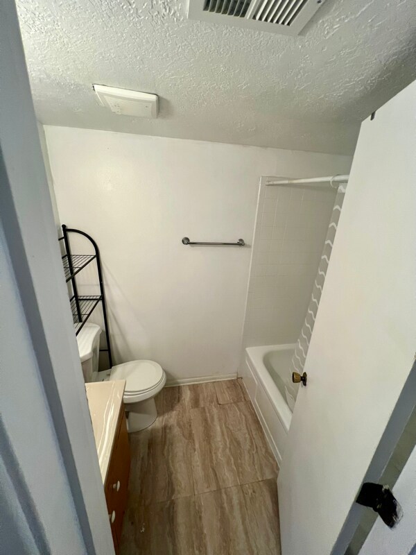 Building Photo - 51 Calle San Blas NE
