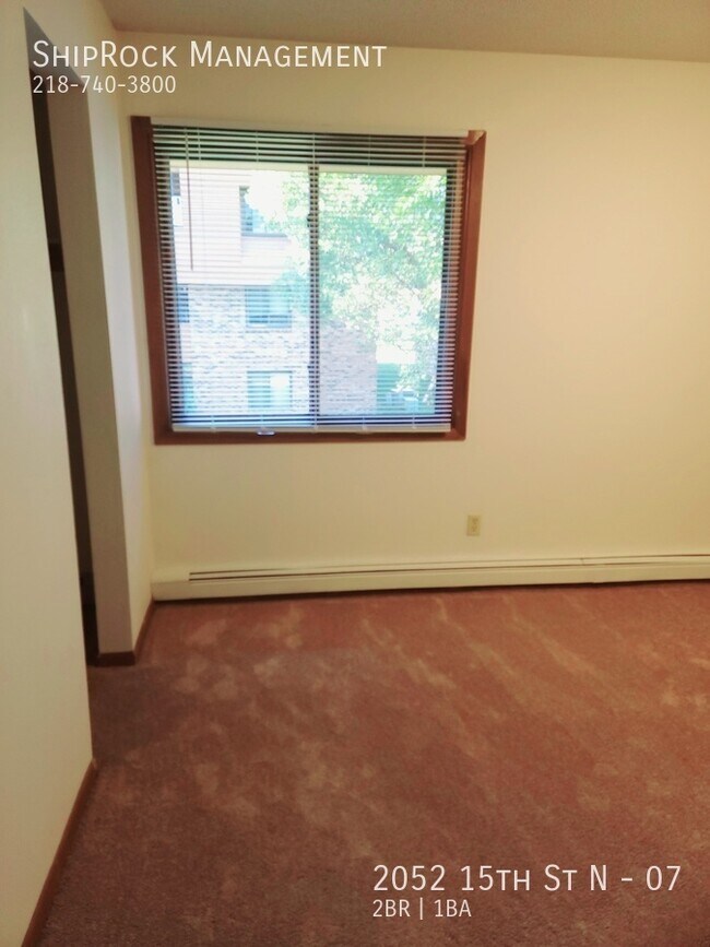 Building Photo - 2052 15th St N