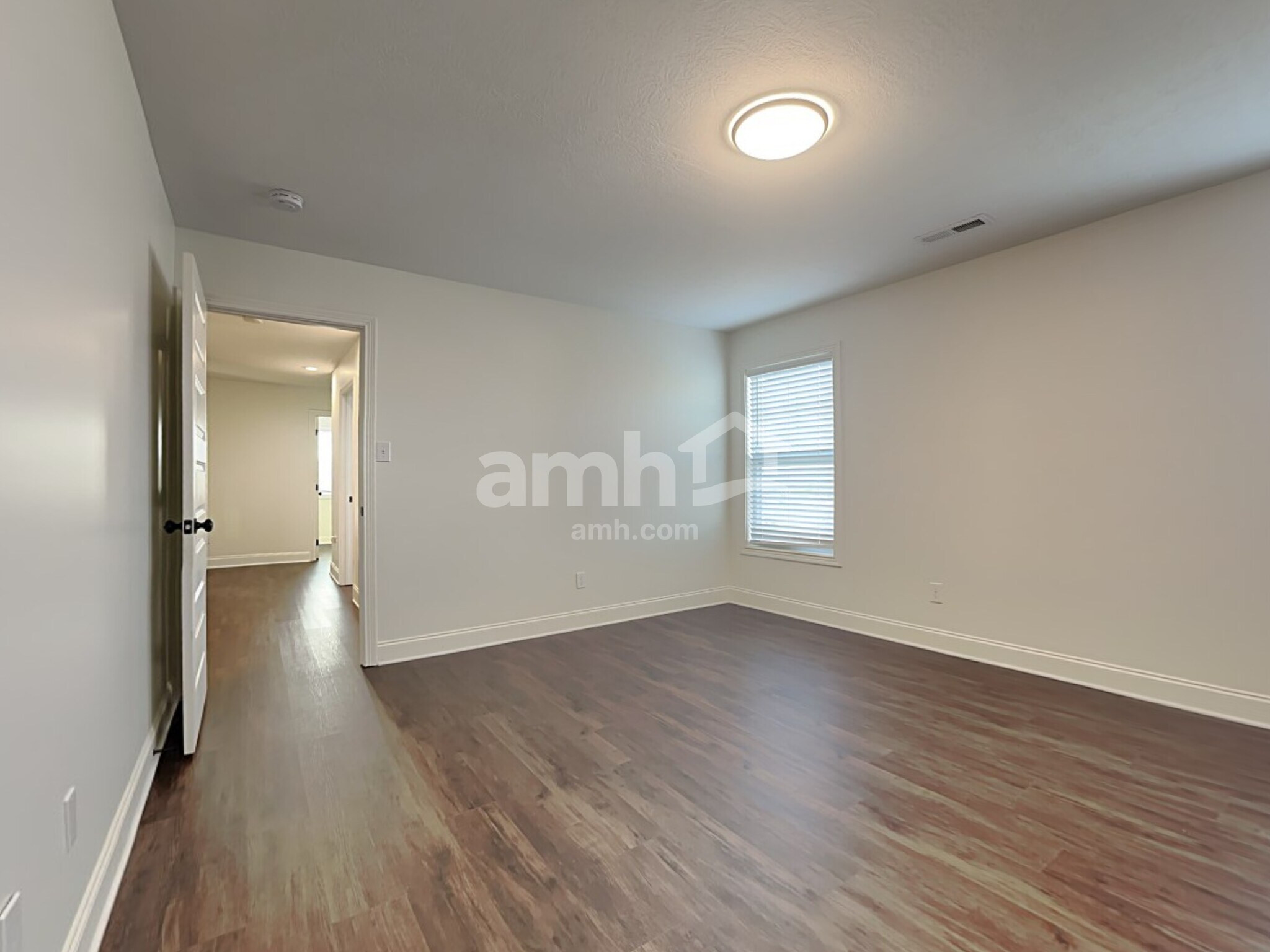 Building Photo - 1016 Carter Ridge Dr