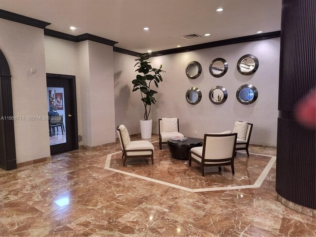 Building Photo - 3610 Yacht Club Dr