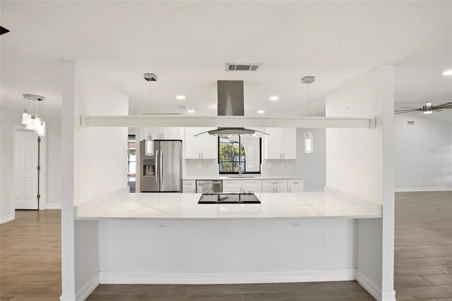 Building Photo - 176 N Waterway Dr NW
