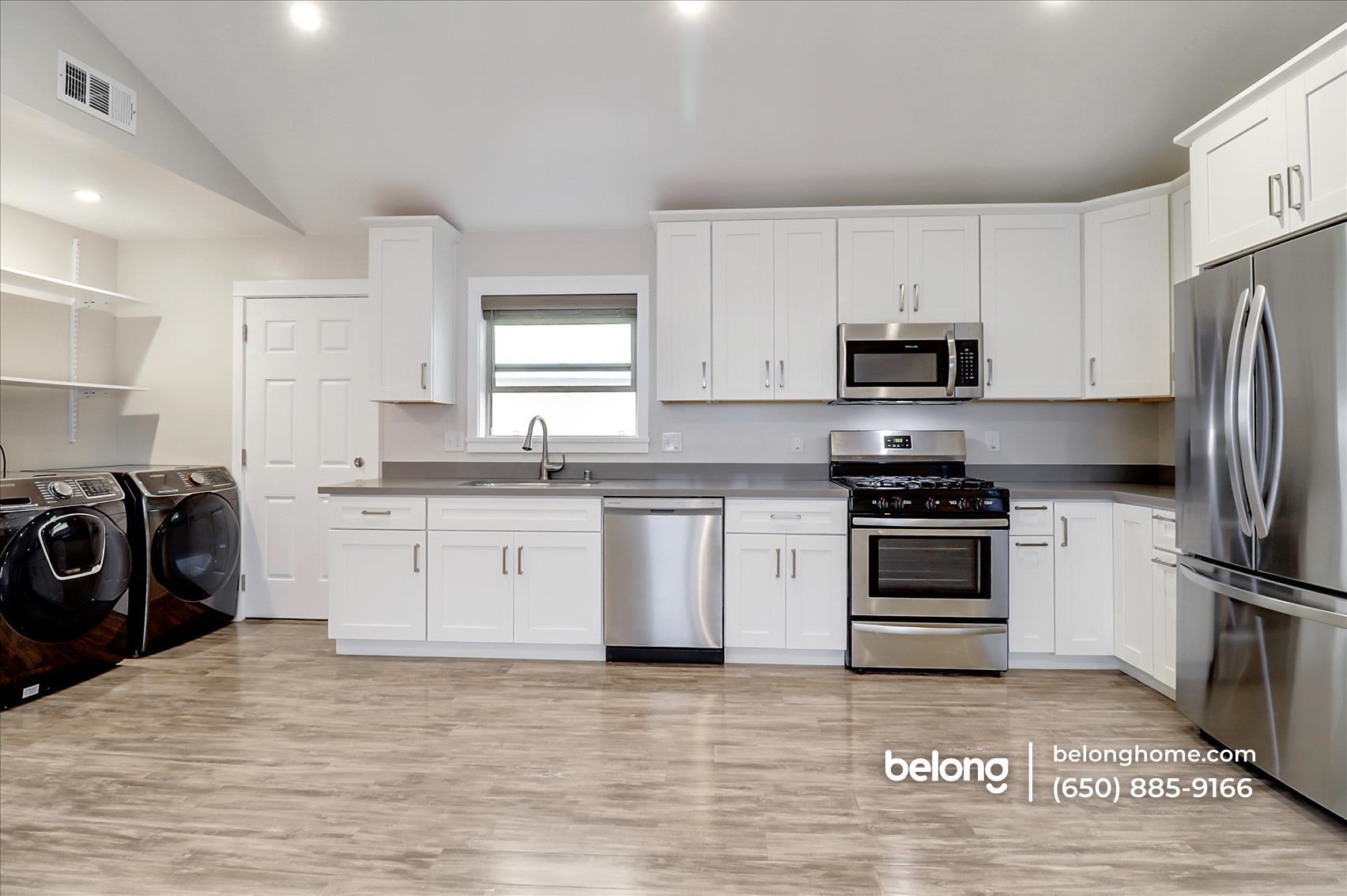 Building Photo - 683 Harbour Way