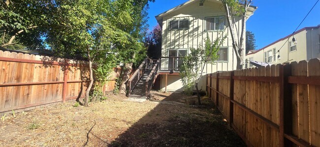 Building Photo - 7321 Bodega Ave