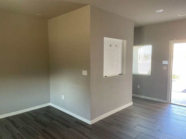 Building Photo - Distinguished 2 Story Home