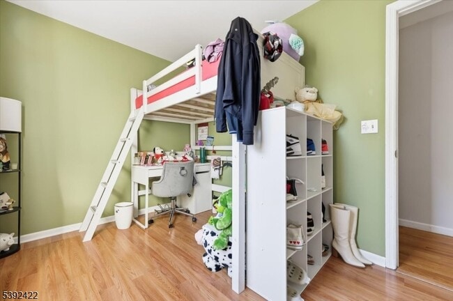 Building Photo - 245 Burgess Pl