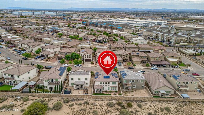 Building Photo - 12081 Silver Crown