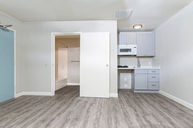 Building Photo - Brand New Studio Apartment with Hardwoods,...