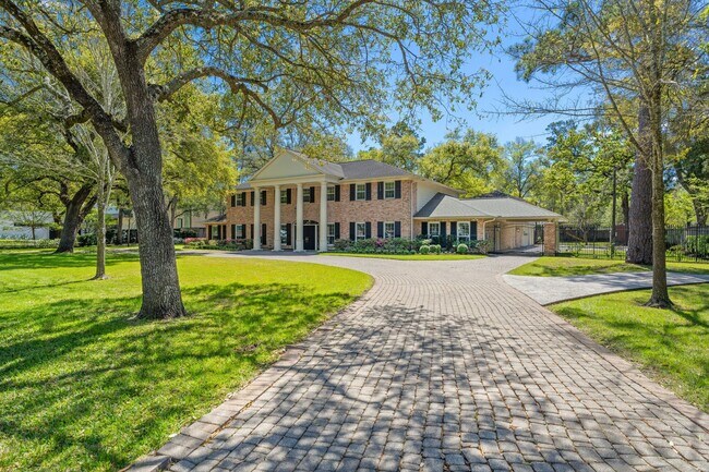 Building Photo - 11739 Wood Ln