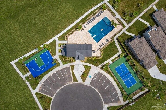 Building Photo - 11 N 13th St