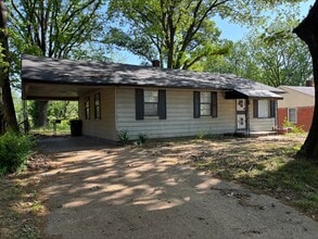 Building Photo - 2828 Heber Ave