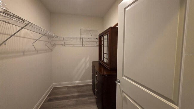 Building Photo - 628 Cleveland St