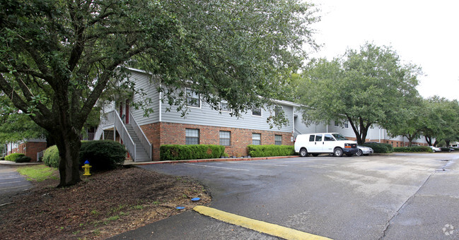 Building Photo - Camden Place Apartments