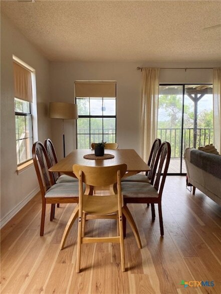 Building Photo - 156 Misty Hills Dr