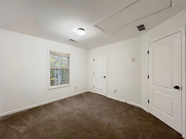 Building Photo - 2416 Peach Shoals Cir