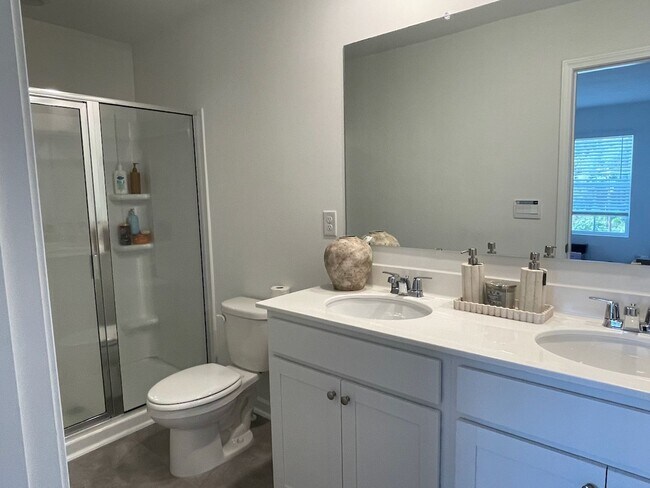 Building Photo - 6203 Honeybell Aly
