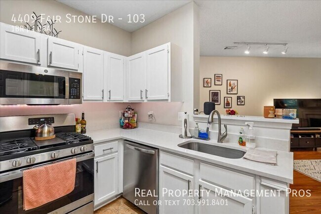 Building Photo - 4409 Fair Stone Dr
