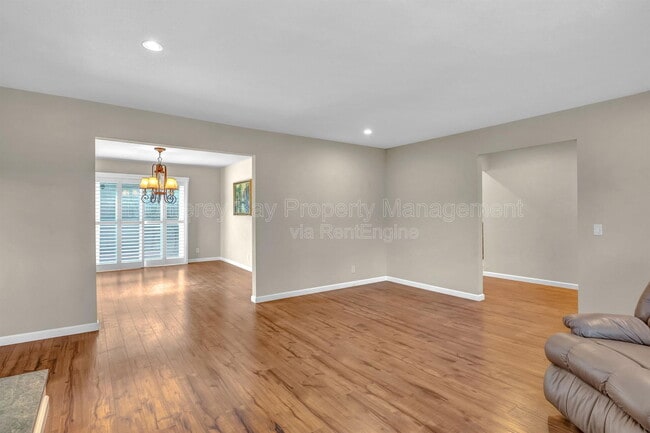 Building Photo - 1137 Mescal St