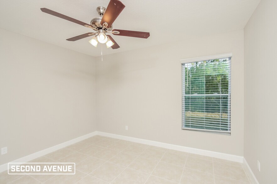 Building Photo - 1840 Radcliff Ave SE