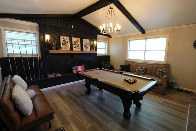 Building Photo - 41 Moriarty St NW