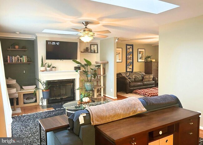 Building Photo - 12503 Toll House Rd