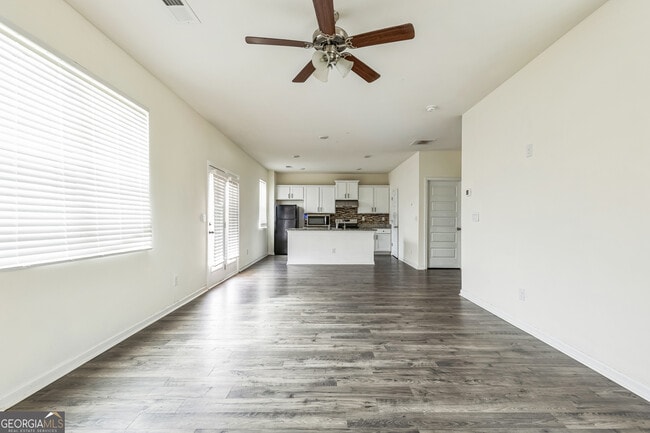 Building Photo - 2165 Waycross Ln