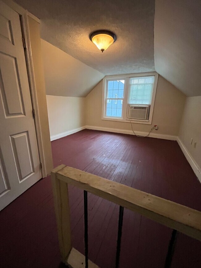 Building Photo - 110 Conrad Ct