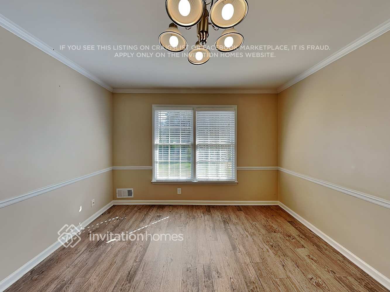 Building Photo - 2550 Raintree Way NE