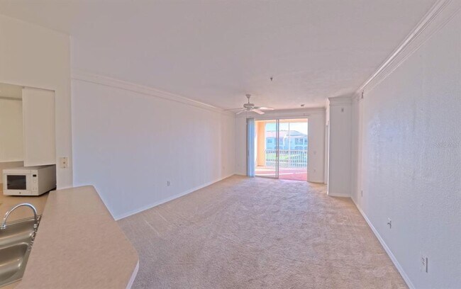 Building Photo - 4170 Central Sarasota Pkwy