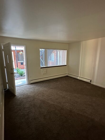 Living Room - 12775 Plymouth Rd