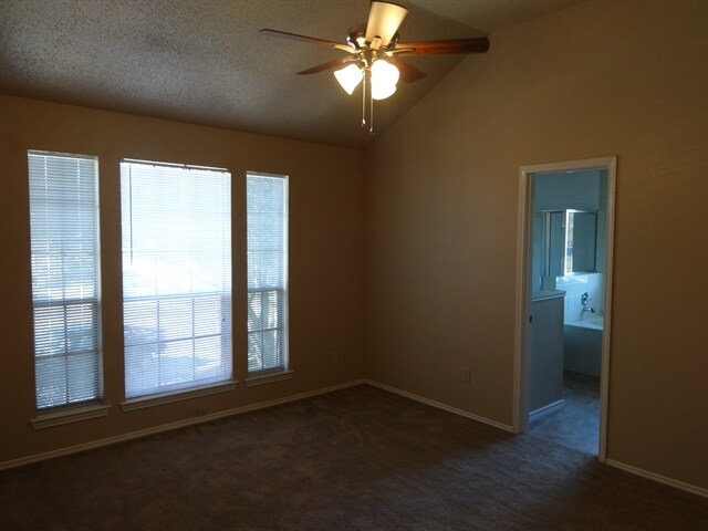 Building Photo - 3622 Pavillion Cir