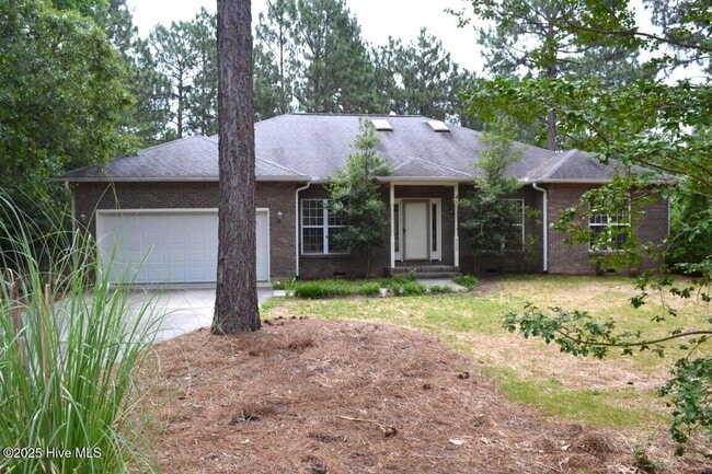 Building Photo - 929 Cardinal Pl