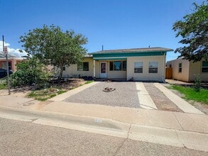 Building Photo - 1104 Indian Wells Rd