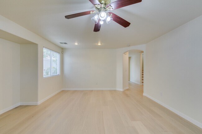 Building Photo - Bright & Inviting 3 Bedroom Home in 89148