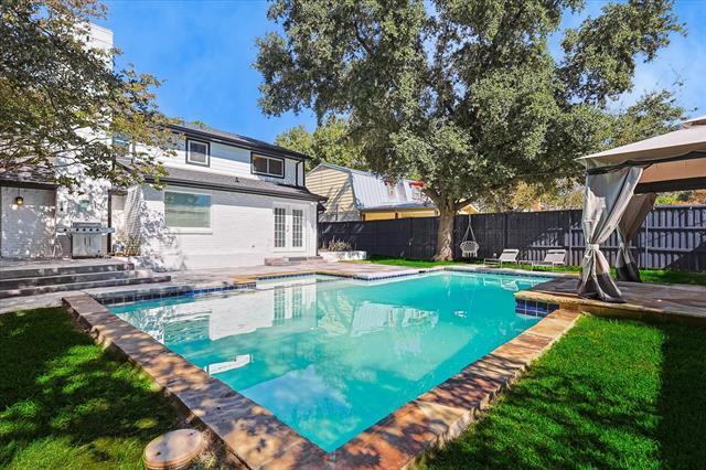 Building Photo - 3608 Courtdale Dr