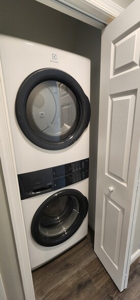 Brand new stacked washer and dryer - 30 Edgewood Dr