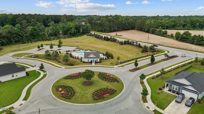 Building Photo - Earn Wealth While Leasing - Like a Homeowner - Lease to Own