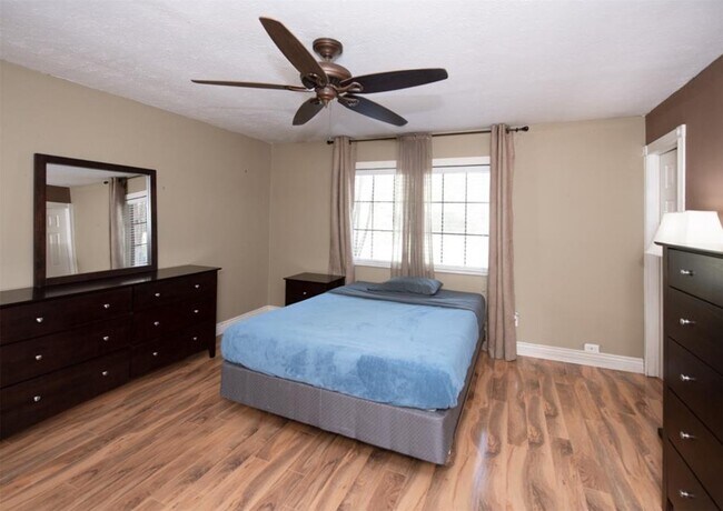 Building Photo - 17618 Autumn Trails Ln