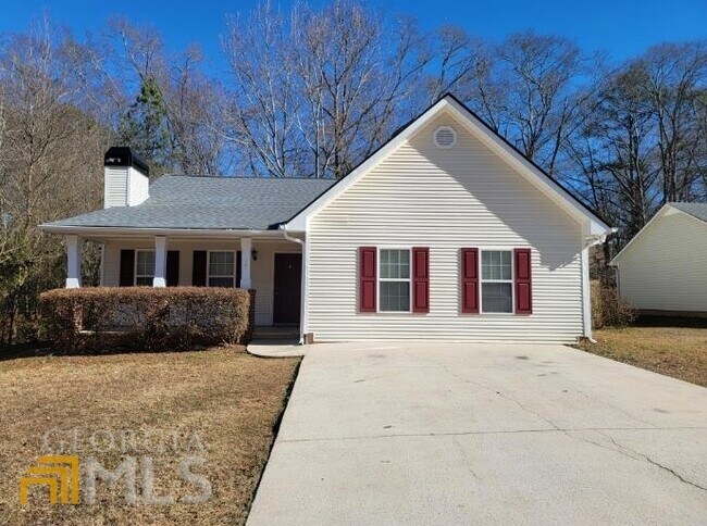 Primary Photo - 15 Forest Ln