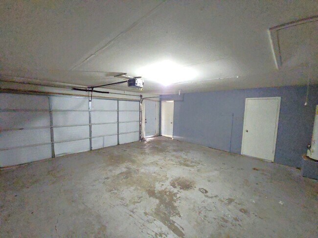 Building Photo - 1705 Bodart Ct