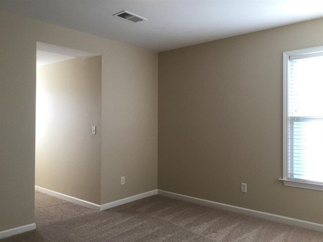 Building Photo - 5966 Armadale Dr