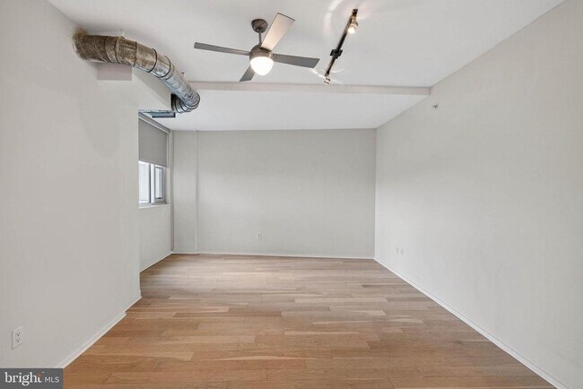 Building Photo - 3409 Wilson Blvd