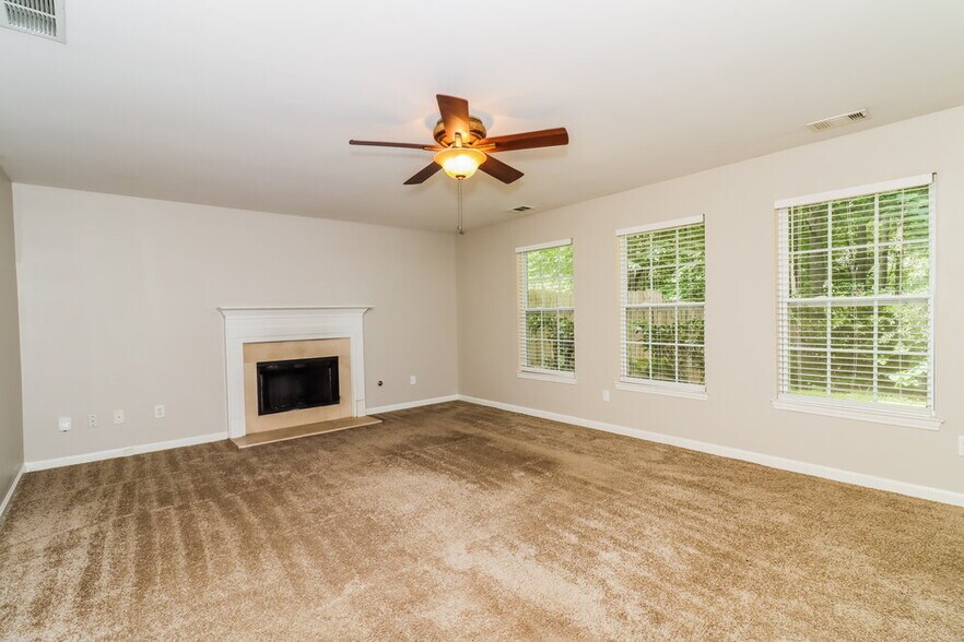 Building Photo - 159 Millstone Glen