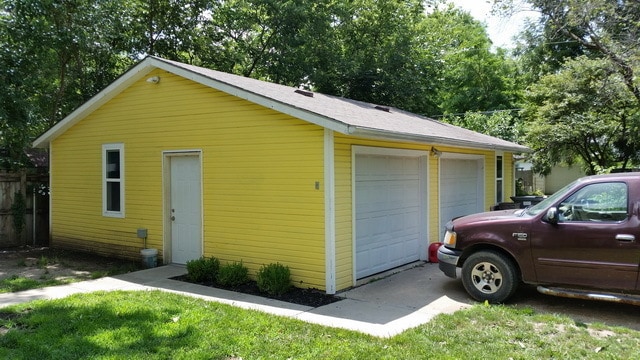 Building Photo - PRE-LEASING FOR 26/27 SCHOOL YEAR!!!!!!!!!